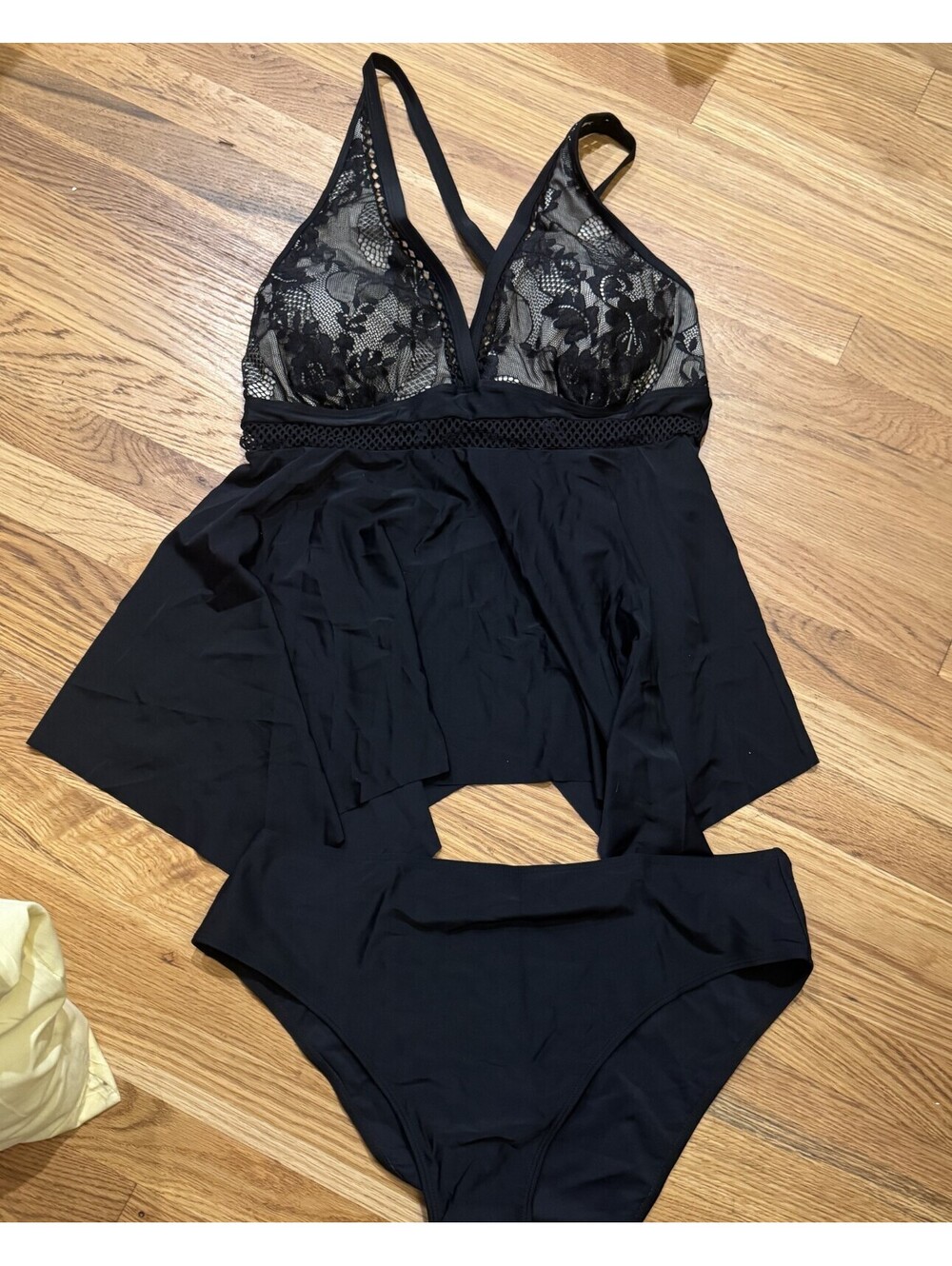 Nwot Womens Plus Size Black 2 Piece Tankini Lace Overlay Bathing Suit 3XL